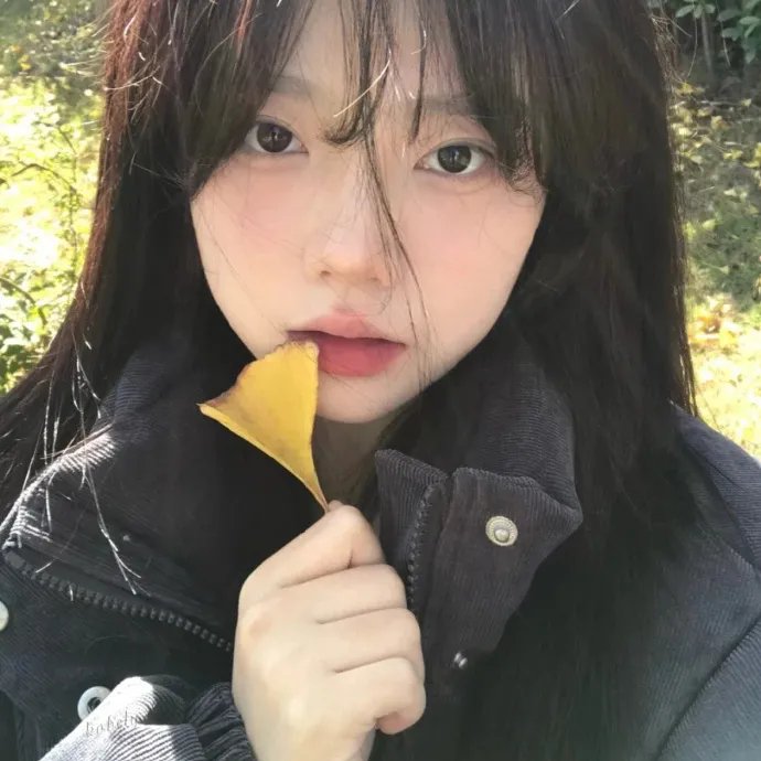 她和她的恋爱小动作